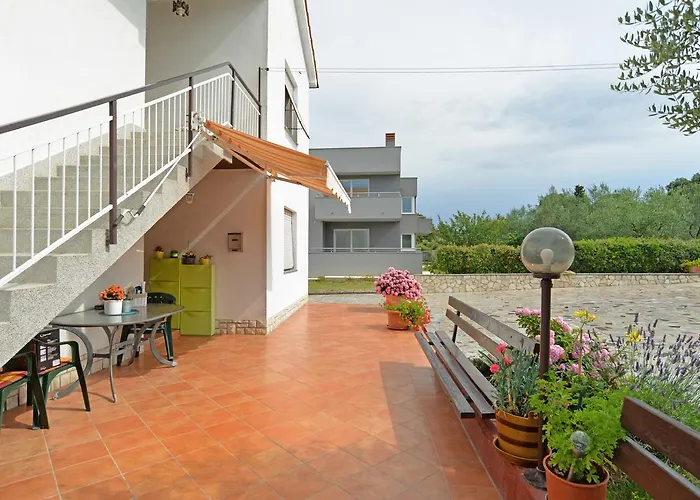 Casa de hóspedes & Tanja 1552