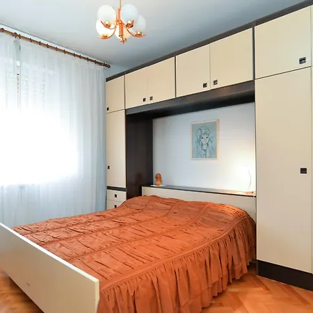 & Tanja 1552 Gostinjska kuća 3*