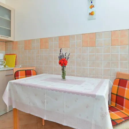 & Tanja 1552 Gostinjska kuća 3*