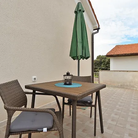& Tanja 1552 Gostinjska kuća 3*